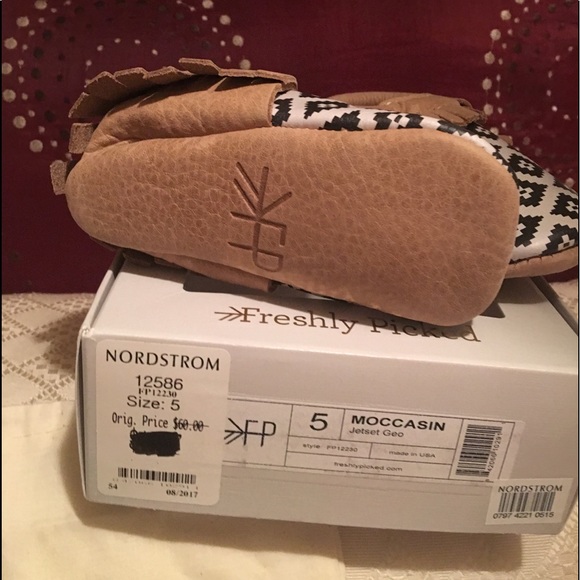 Freshly Picked 💯 authentic new with tags moccasin - Picture 3 of 7
